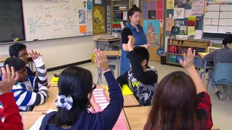 Ontario elementary teachers voting on whether to give union strike mandate